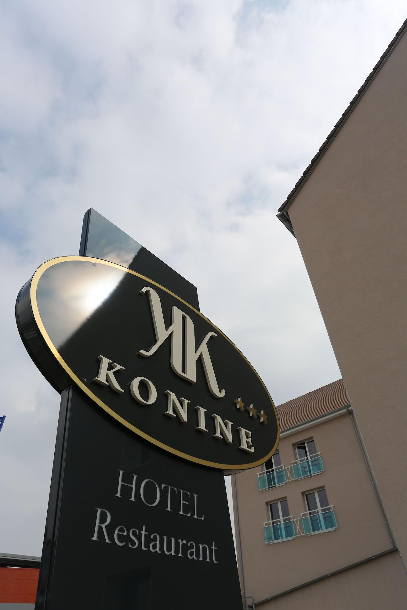 Le Konine - Hotel & Bar & Restaurant Монсо-ле-Мин Экстерьер фото